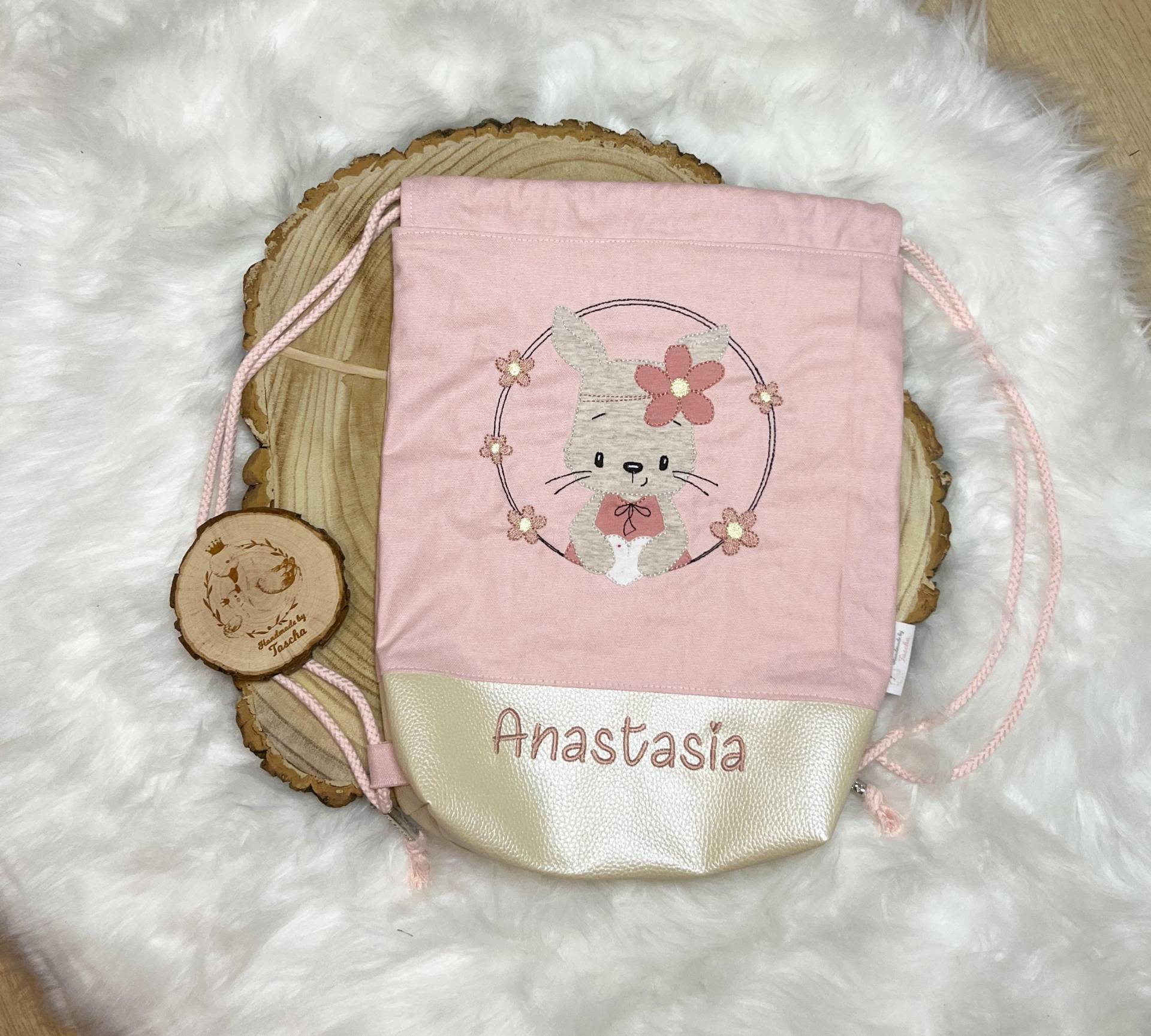 Turnbeutel Hasenmädchen | Mit Namen Geburt Taufe Beutel Personalisiert Mädchen Junge Geschenk Schule von Etsy - HandmadebyTaschaaa