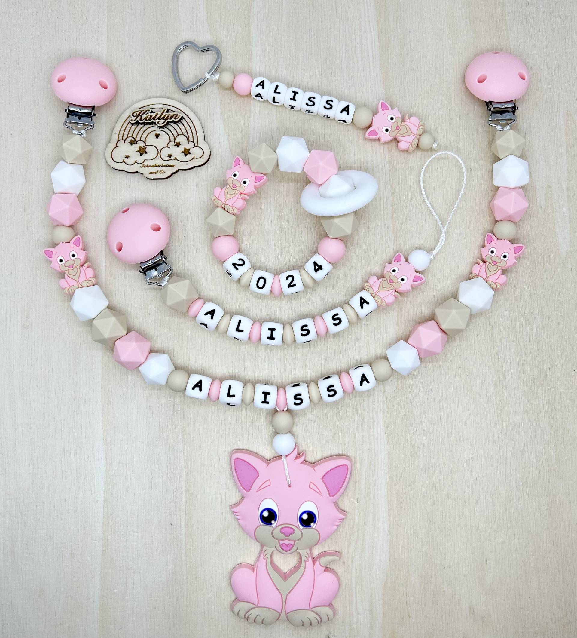 Babygeschenk Schnullerkette Mit Name , Kinderwagenkette, Schlüsselanhänger Und Greifling Aus Silikon Perlen Katze + Ring Adaptor Gratis von Etsy - Handmadekatlyn