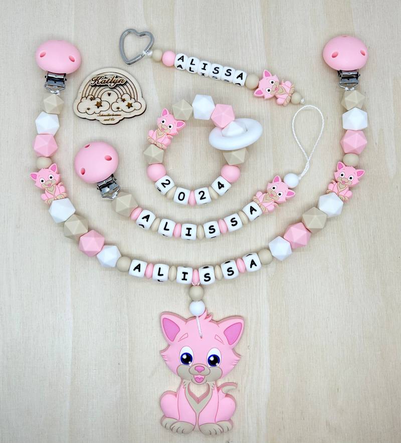 Babygeschenk Schnullerkette Mit Name , Kinderwagenkette, Schlüsselanhänger Und Greifling Aus Silikon Perlen Katze + Ring Adaptor Gratis von Etsy - Handmadekatlyn