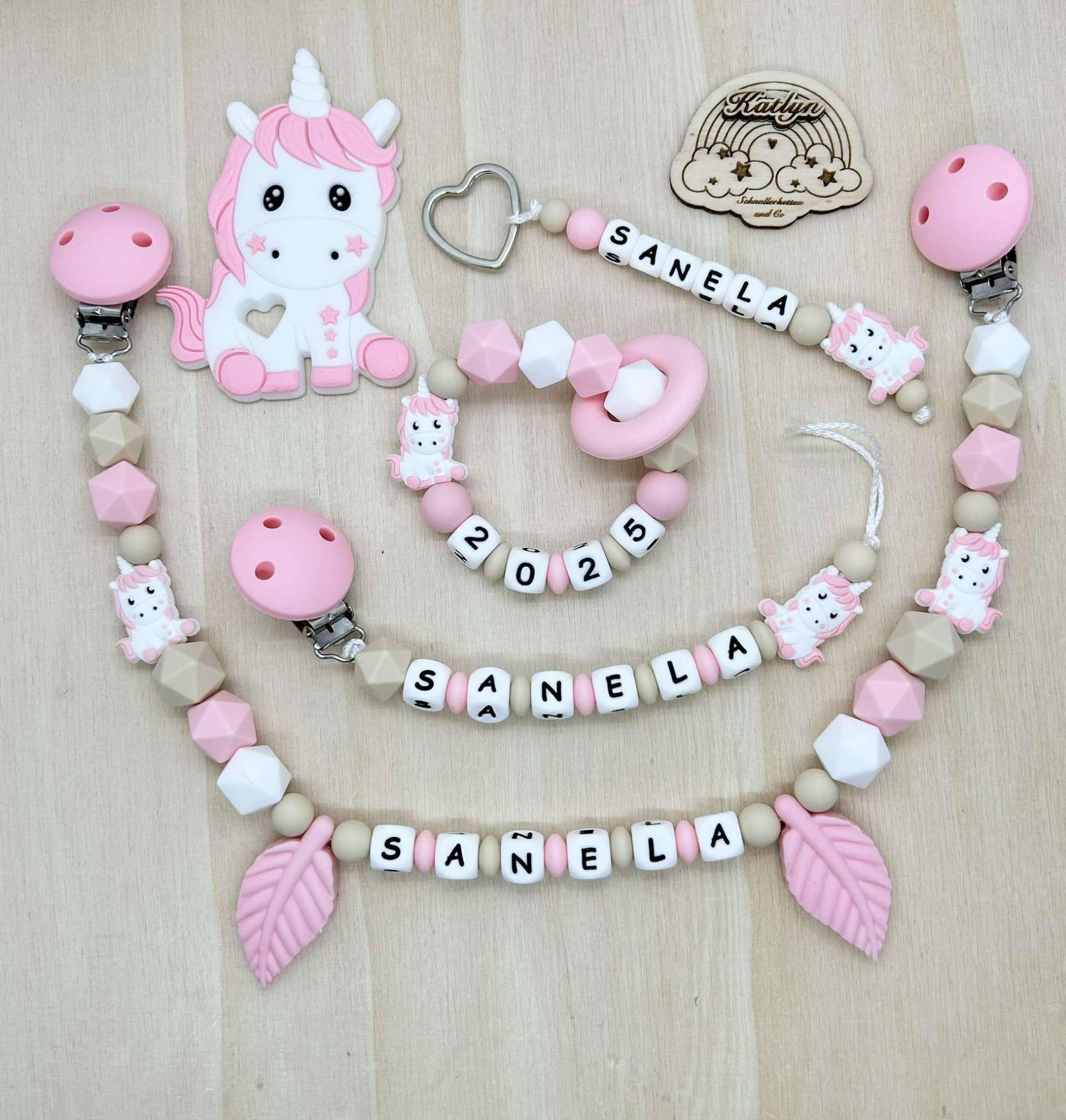 Schnullerkette Mit Name Kinderwagenkette Greifling Schlüsselanhänger Einhorn Rosa Geschenk Set , Mädchen Gratis Ring Adaptor von Etsy - Handmadekatlyn