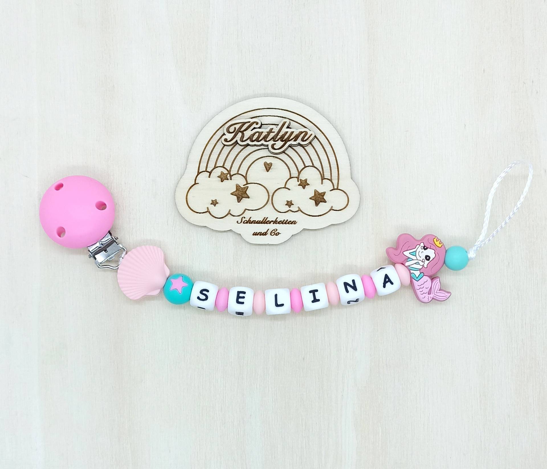 Schnullerkette Mit Namen Mädchen Aus Silicon+ Adaptor Gratis von Etsy - Handmadekatlyn