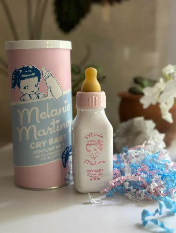 Original Melanie Martinez Cry Baby Parfüm Milch von Etsy - HaninishopCo