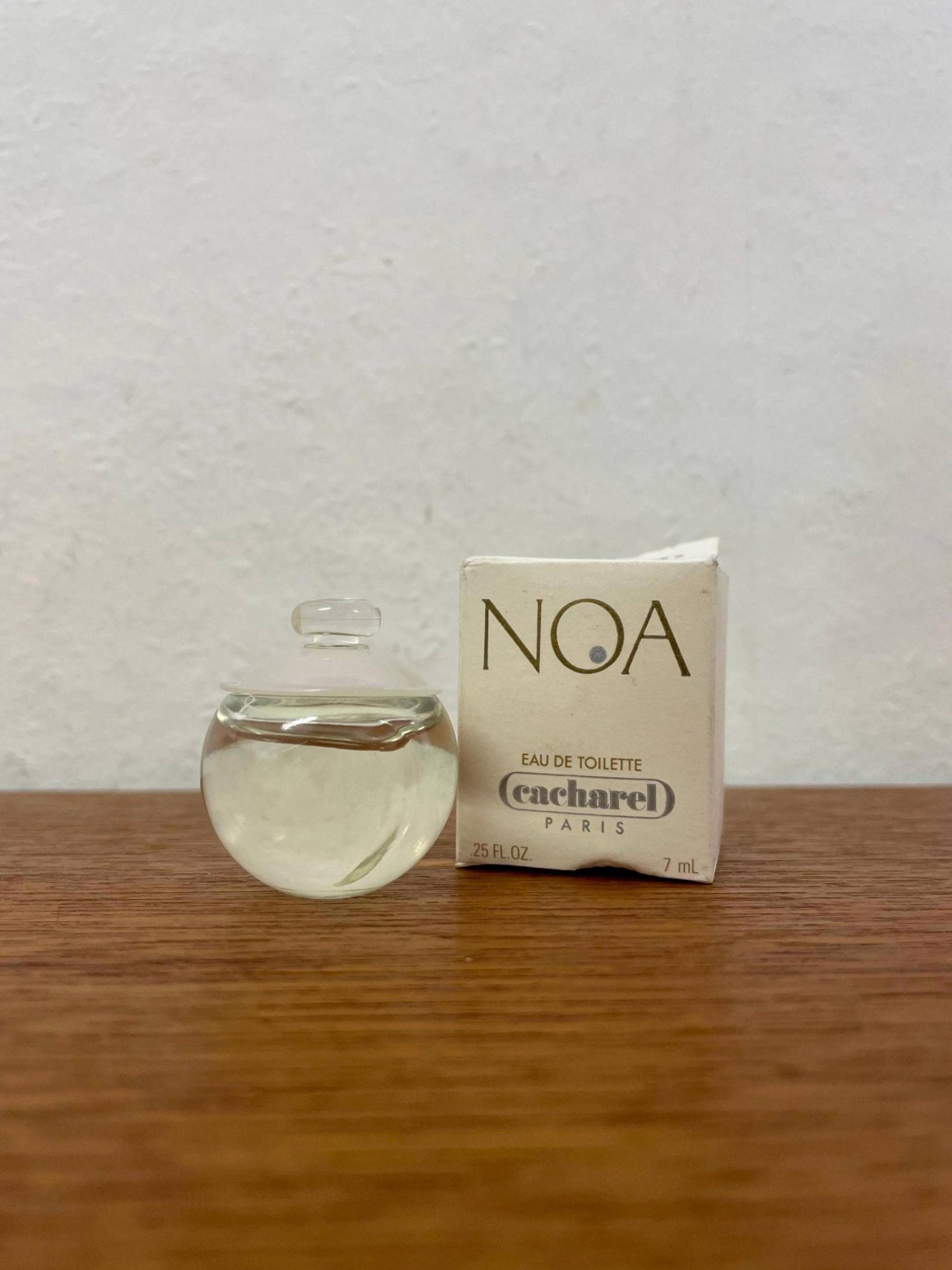 Mini Vintage Noa Cacharel Parfum Eau De Toilette 7Ml Miniatur Flakon Mit Ovp Duft von Etsy - HannoverVintagestore