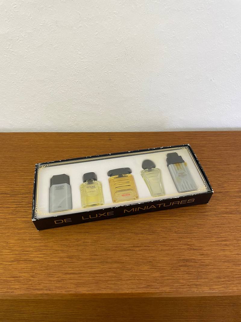 Mini Vintage Parfum Set „De Luxe Miniatures" 5 Düfte Mit Ovp Versace von Etsy - HannoverVintagestore