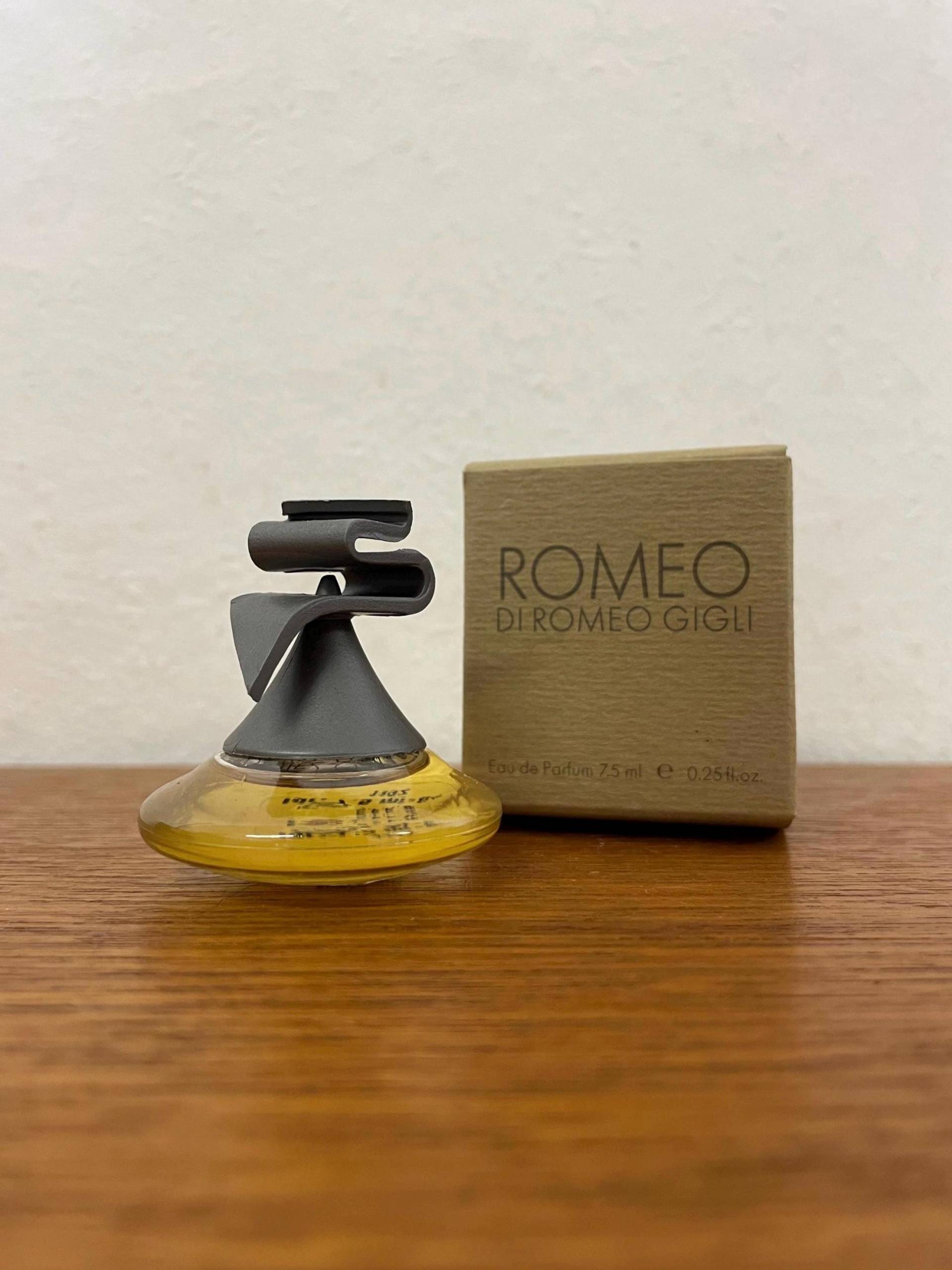 Mini Vintage Romeo Di Gigli Parfum Eau De 7, 5Ml Miniatur Flakon Mit Ovp Duft von Etsy - HannoverVintagestore