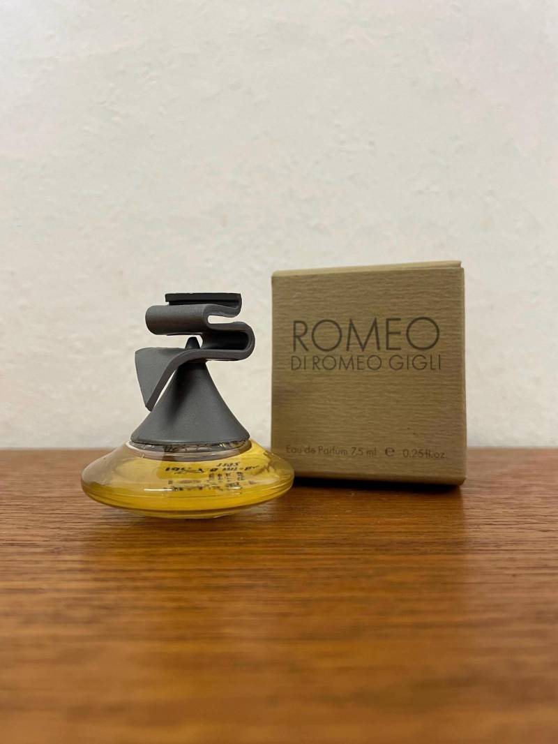 Mini Vintage Romeo Di Gigli Parfum Eau De 7, 5Ml Miniatur Flakon Mit Ovp Duft von Etsy - HannoverVintagestore