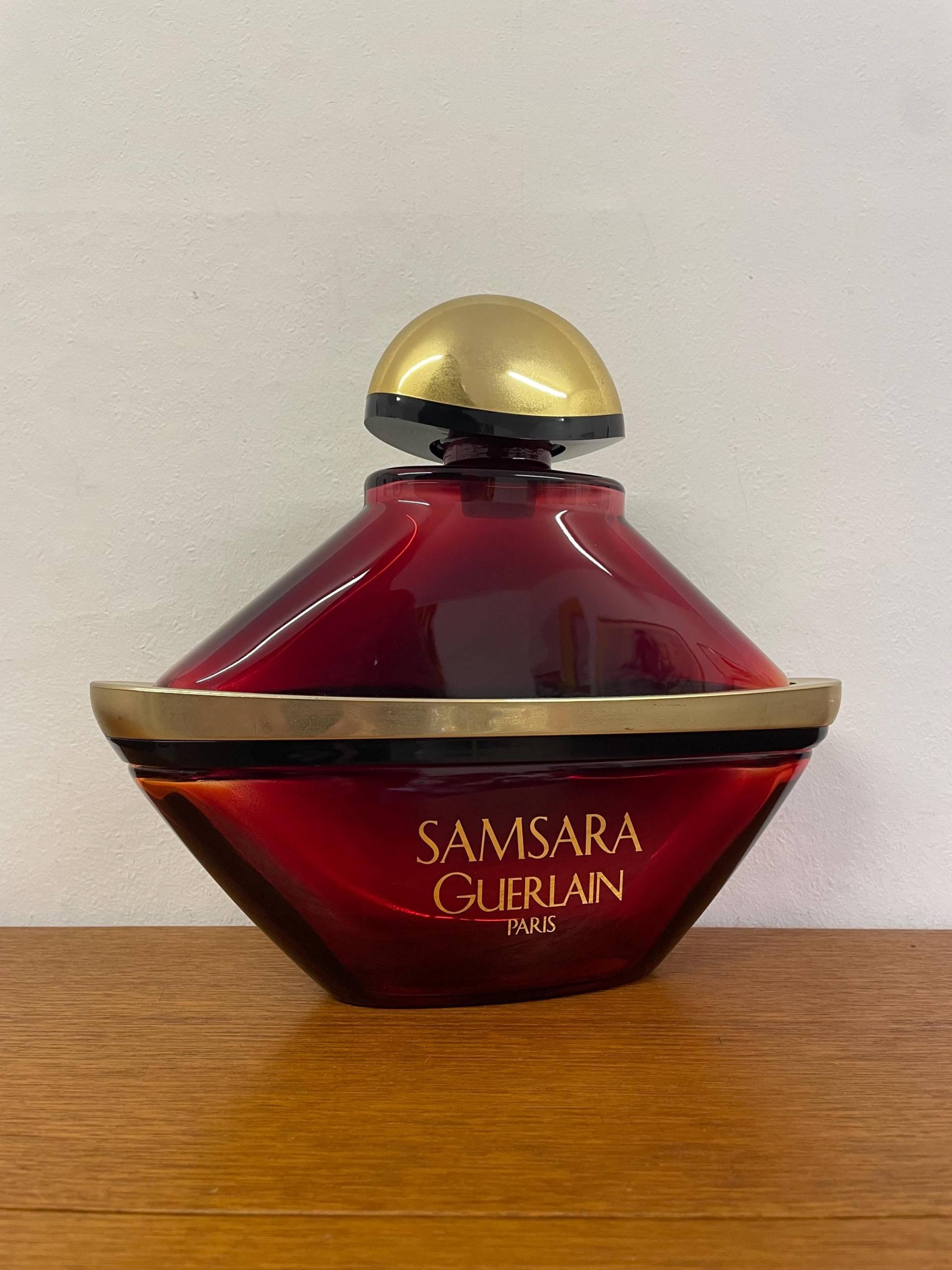 xxl Vintage Guerlain Paris Samsara Parfum Flakon Aus Glas 27x30cm Großer Werbe-Flakon von Etsy - HannoverVintagestore