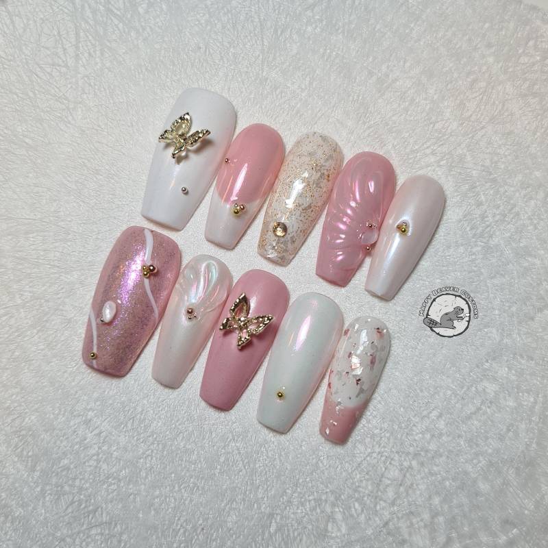 Schmetterling 3D Press On Nails, Prinzessin Süße Nägel, Freestyle Falsche Y2K, Gel Nagel Set, Pink Aurora Weiße Funkelnde Nägel von Etsy - HappyBeaverCustoms