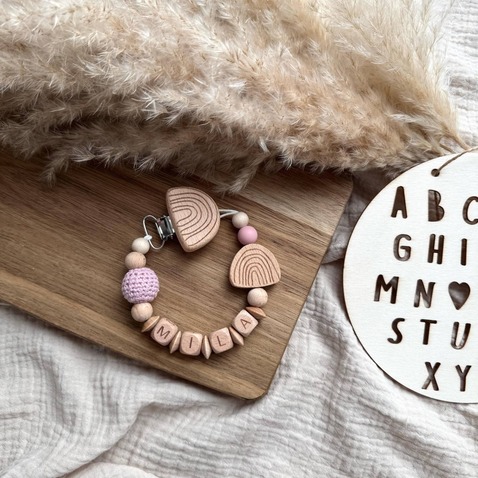 Personalisierte Schnullerkette | Mit Regenbogen Name Babygeschenk Für Mädchen von Etsy - Hauniper