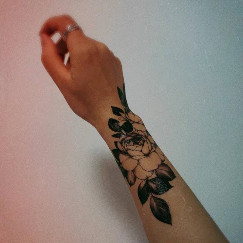 Wasserdichtes Tattoo, Pfingstrose Blumen Tattoo von Etsy - HedgehogAndBeyond