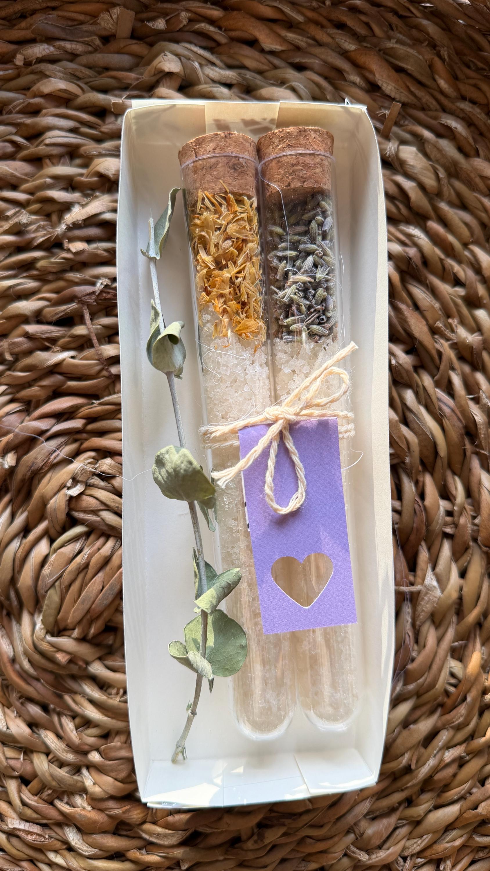 Muttertagsgeschenk Natur - Blütenbad Mit Ringelblume & Lavendel | Kleines Geschenk Mama Badezusatz Blüten Wellness Frau Muttertagsgeschenk Natur - Blütenbad Mit Ringelblume & Lavendel | Kleines Geschenk Mama Badezusatz Blüten Wellness Frau von Etsy - HejSoulwild