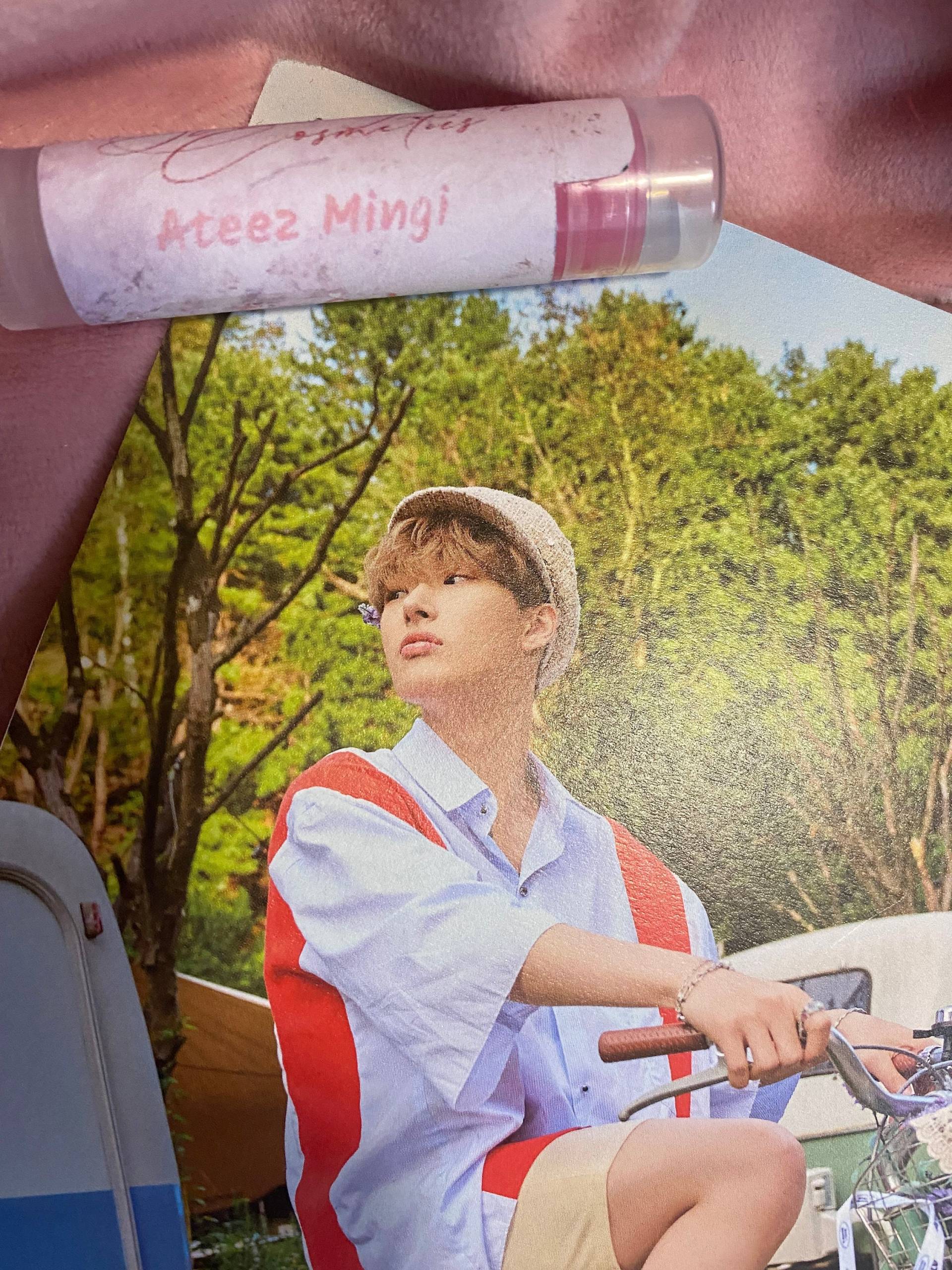 Fix On - Ateez Mingi Inspirierter Lippenbalsam von Etsy - HighestBlossoms