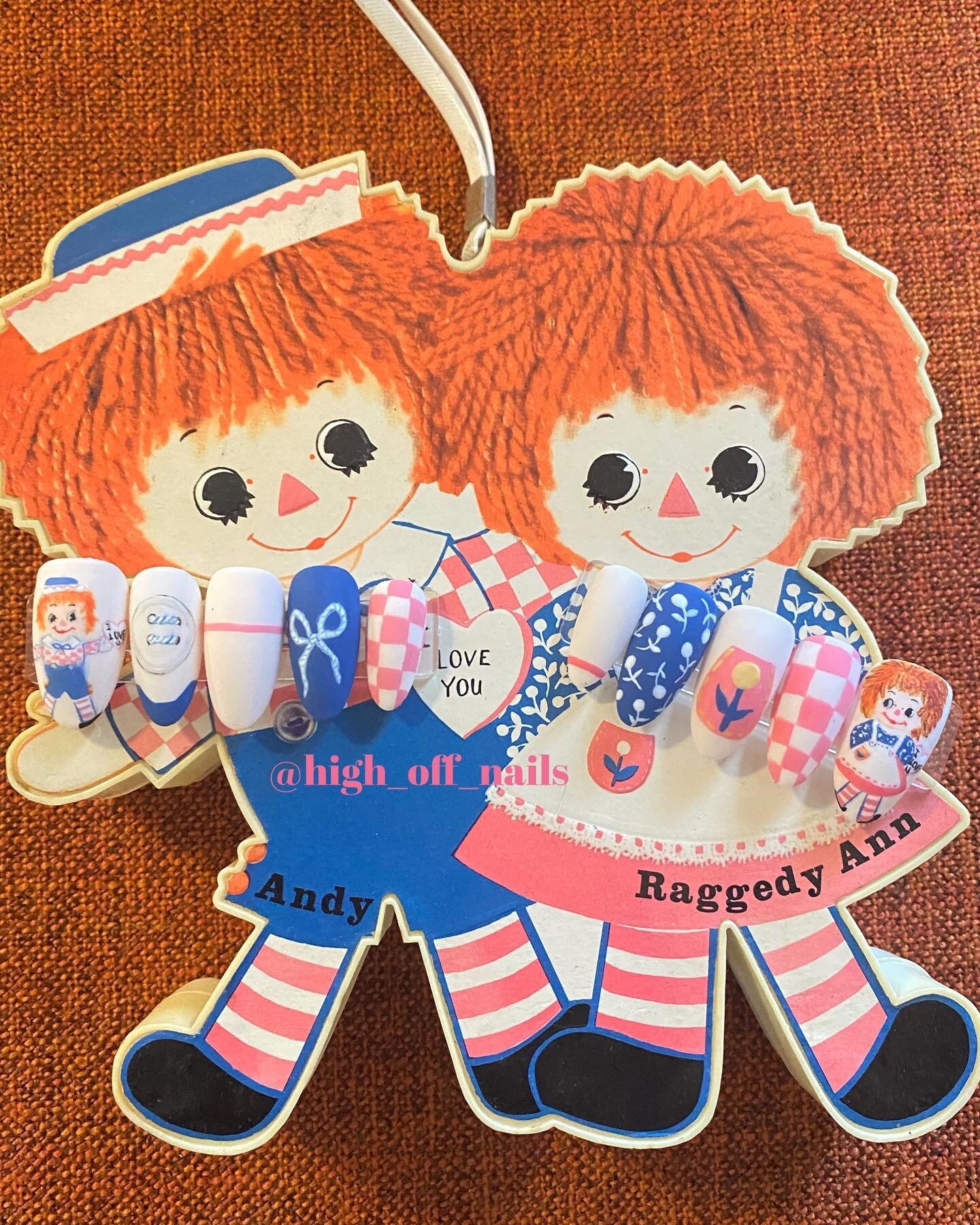 Raggedy Ann & Andy Press-On Es von Etsy - HighoffnailsStudio