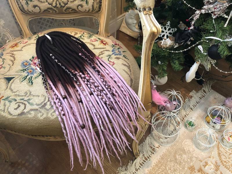 Wolle Dreads Ombre Dunkelbraun Bis Staubig Rosa Farbe Doppel - Oder Single-Ended Weiche Gefälschte Merino-Umhüllte Dreadlocks Geschenk Haar von Etsy - HyggeDreads