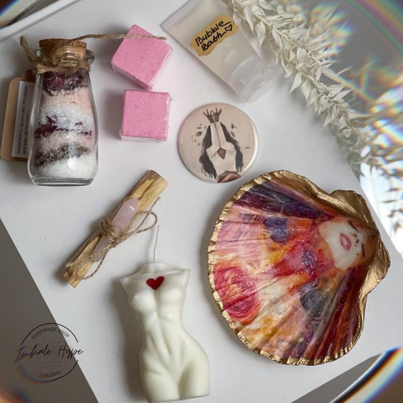 Selbst Liebe Bad Soak Ritual Kit Box Mit Göttin Weibliche Kerze, Palo Santo, Badesalze & Rosenquarz | Bonus Magick Kerze von Etsy - InhaleHype