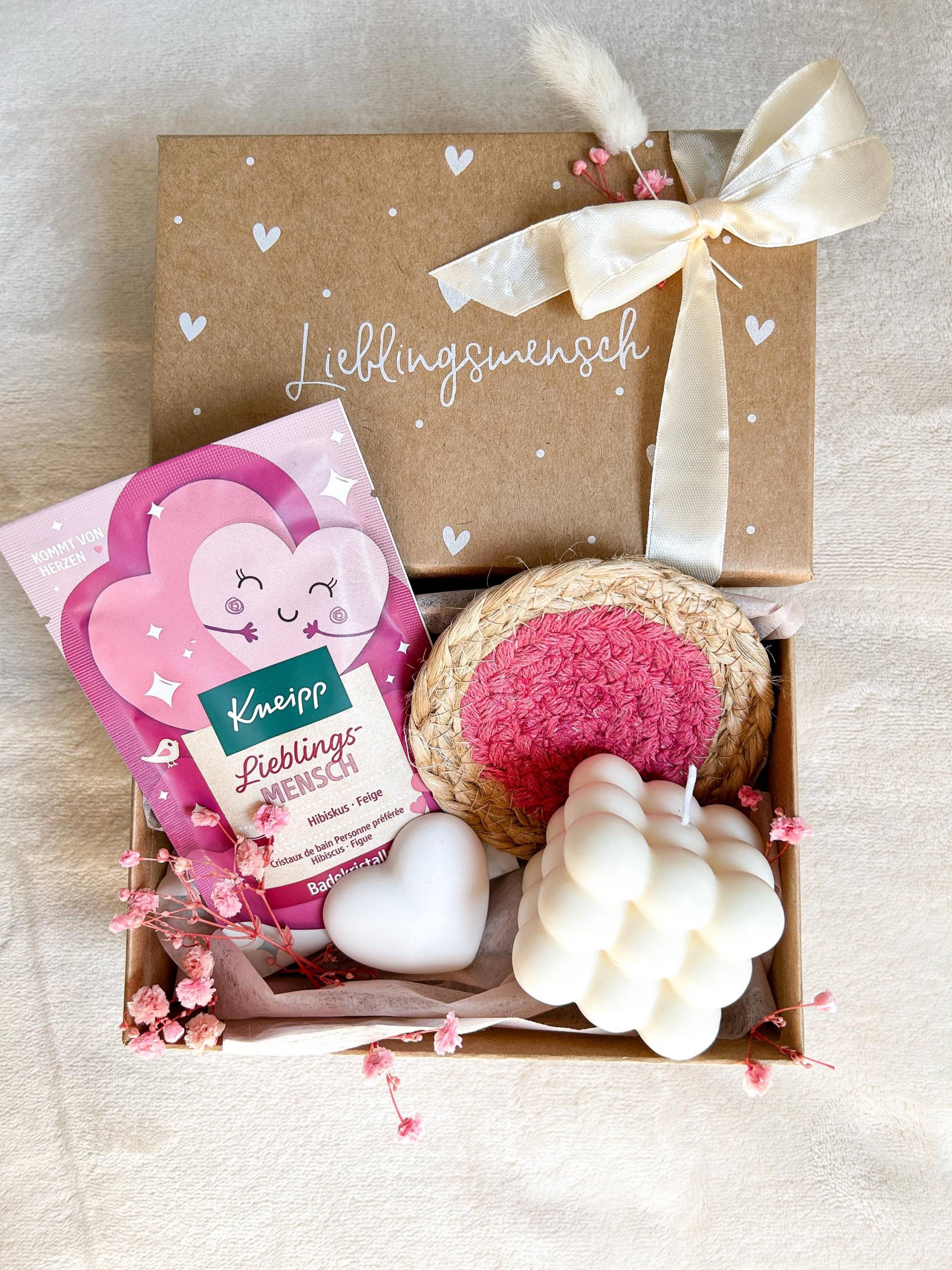 Geschenkbox Für Frauen Wellness Geschenkset Mit Badesalz, Bubble Kerze Geburtstag, Weihnachten Mama, Freundin, Tochter von Etsy - InnaPresent