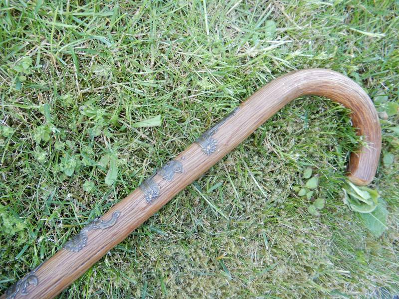 Großer Derber Spazierstock Mit 5 Stocknägeln Wanderstock Holzstock Gehstock Vintage - 93 cm Schliersee Und Cochem 3 von Etsy - IsoKos