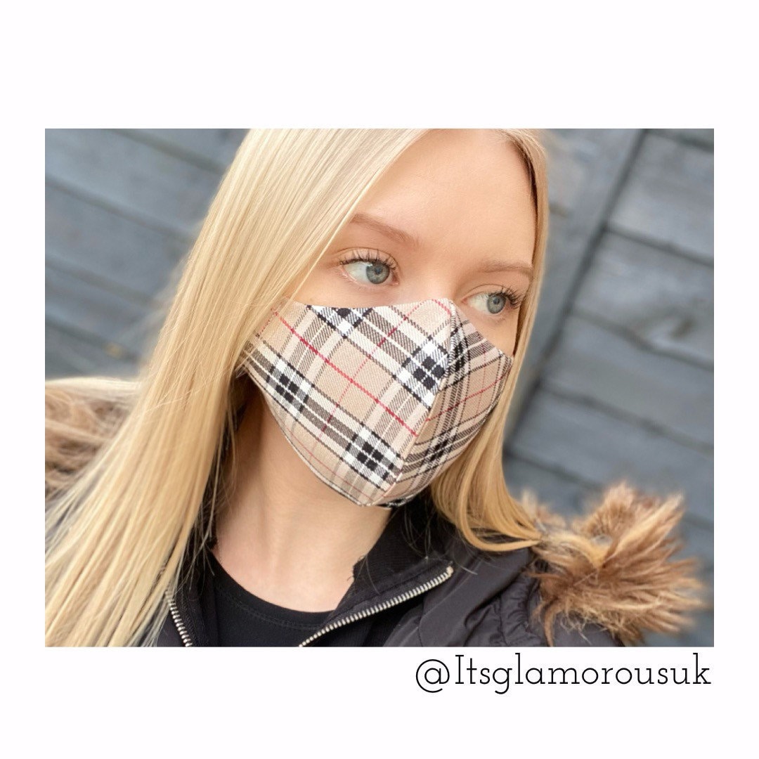 Briefkasten Geschenk - Tartan Print Handgemachte Baumwoll Gesichtsmaske Uk Made Luxusmasken Doppellagig Beige Wiederverwendbar Waschbare Maske von Etsy - ItsGlamorousUK