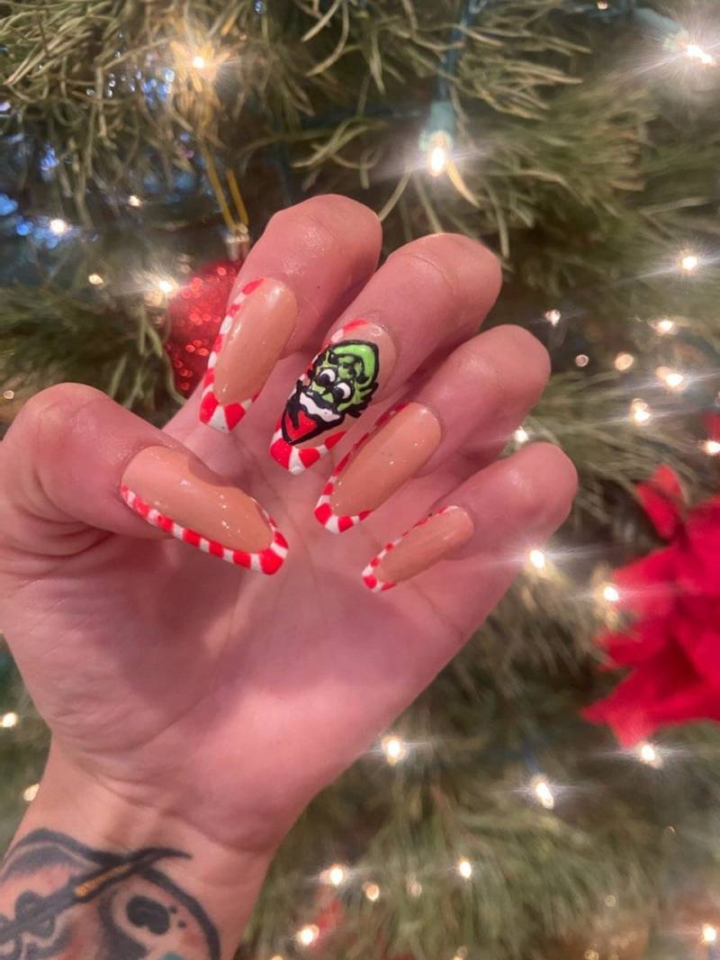 "Einzigartiges "Grinch" Press-On Nail Set." von Etsy - JaeLaSoull