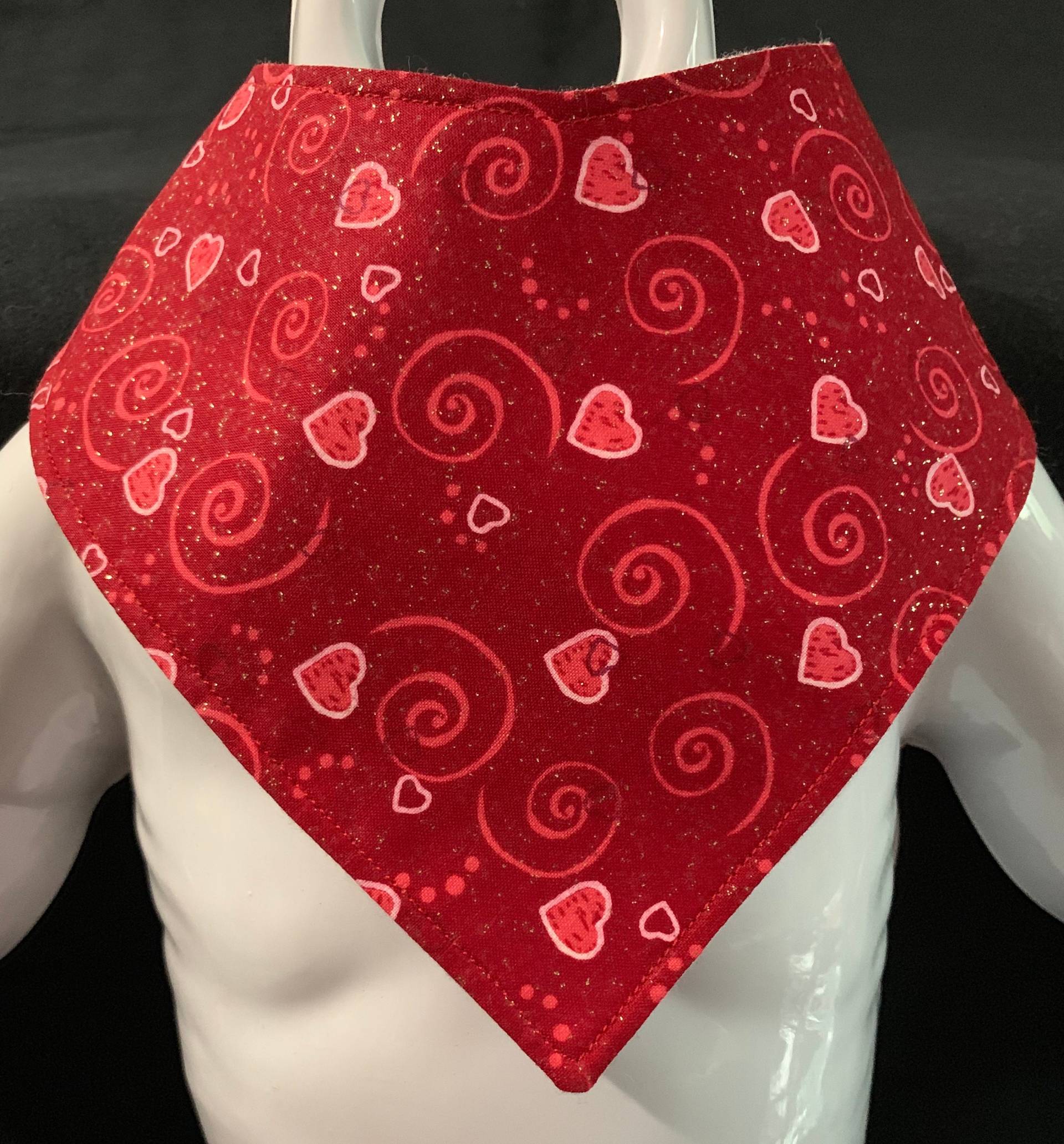 Red & Pink Hearts/Love/B-Dry Drool Bib/Bibdana/Bandana Bib Red & Pink Hearts/Love/B-Dry Drool Bib/Bibdana/Bandana Bib von Etsy - JaydieBugandB