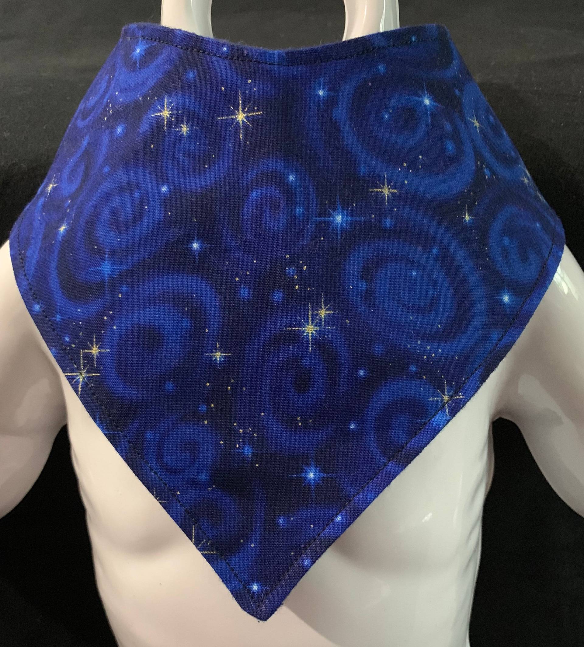stars in Blauer B-Dry Drool Bib stars in Blauer B-Dry Drool Bib von Etsy - JaydieBugandB