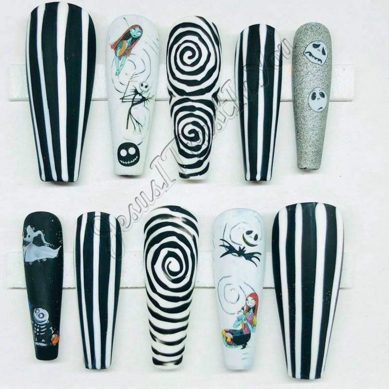 Black White - Halloween Gel Polish Press On Nails von Etsy - JesusItrustInYouCo