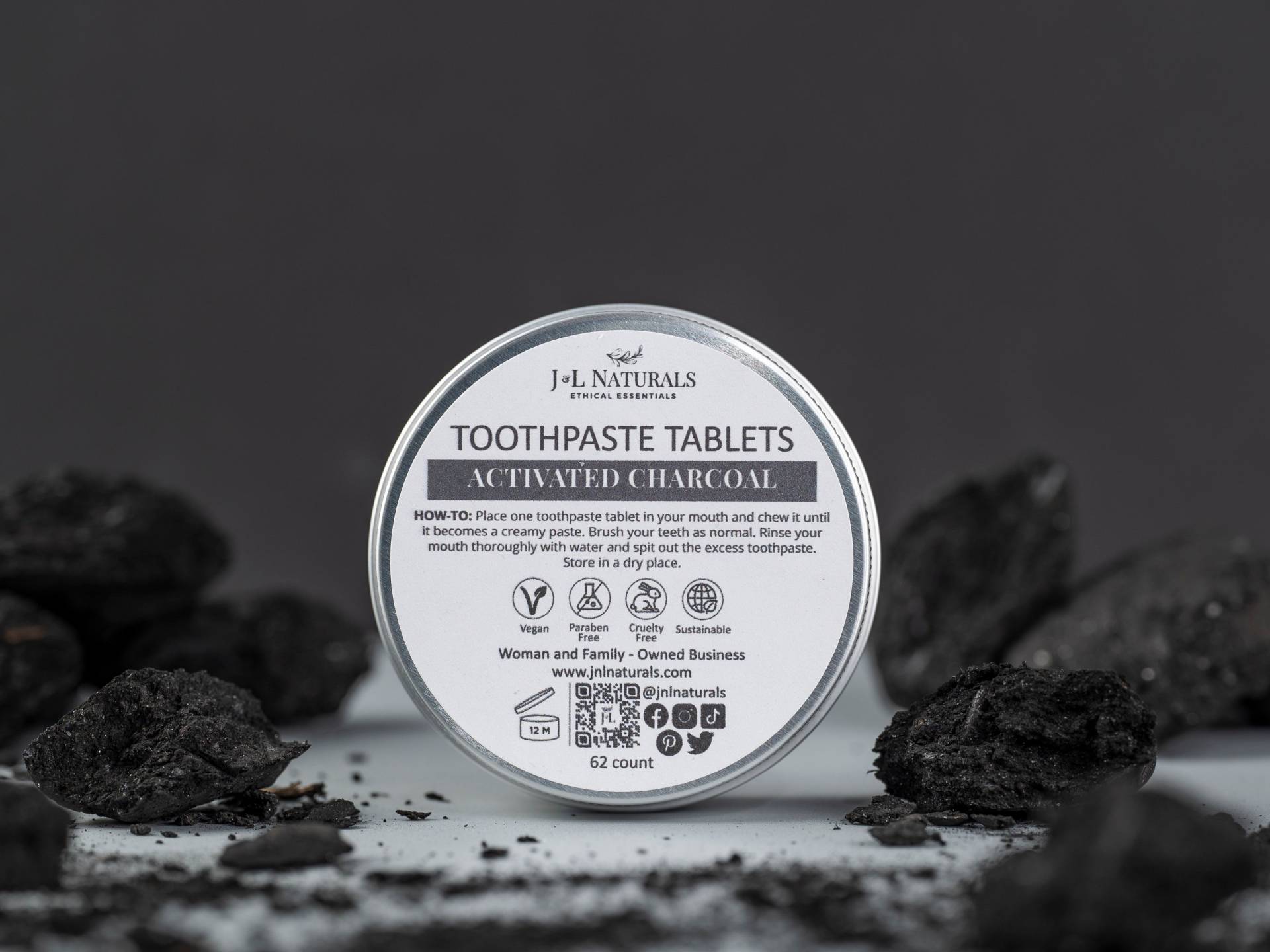Aktivkohle Chew Tabs, Zahnpflege, Natürliche Zahnpasta-Tabletten, Campingzubehör, Umweltfreundliche Geschenke Aktivkohle Chew Tabs, Zahnpflege, Natürliche Zahnpasta-Tabletten, Campingzubehör, Umweltfreundliche Geschenke von Etsy - JnLNaturals