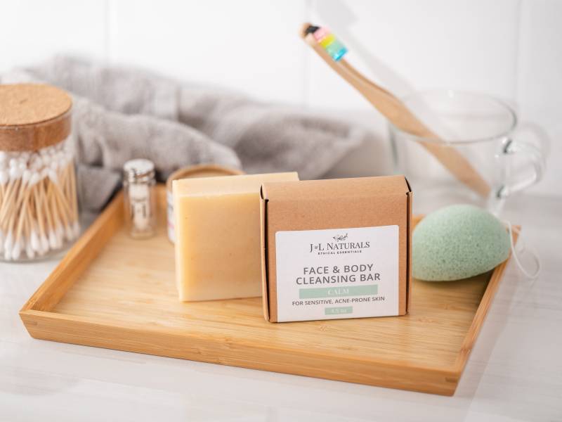 Lavendel + Teebaum | Calm Face & Body Soap Bar Für Empfindliche Haut Vegan Gesichtsreinigungsriegel Vegane Hochzeitsgeschenke von Etsy - JnLNaturals