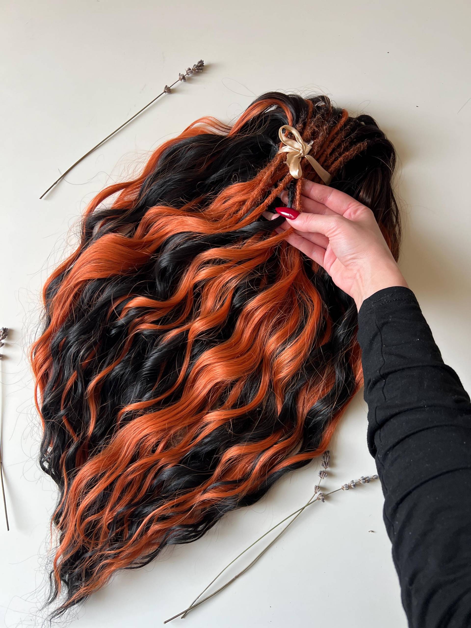 Leicht Zu Kämmende Wave Dreads Lange Distressed Goddess Curly Dreads Verlängerungen Leicht Zu Kämmende Wave Dreads Lange Distressed Goddess Curly Dreads Verlängerungen von Etsy - KIRINDREADS