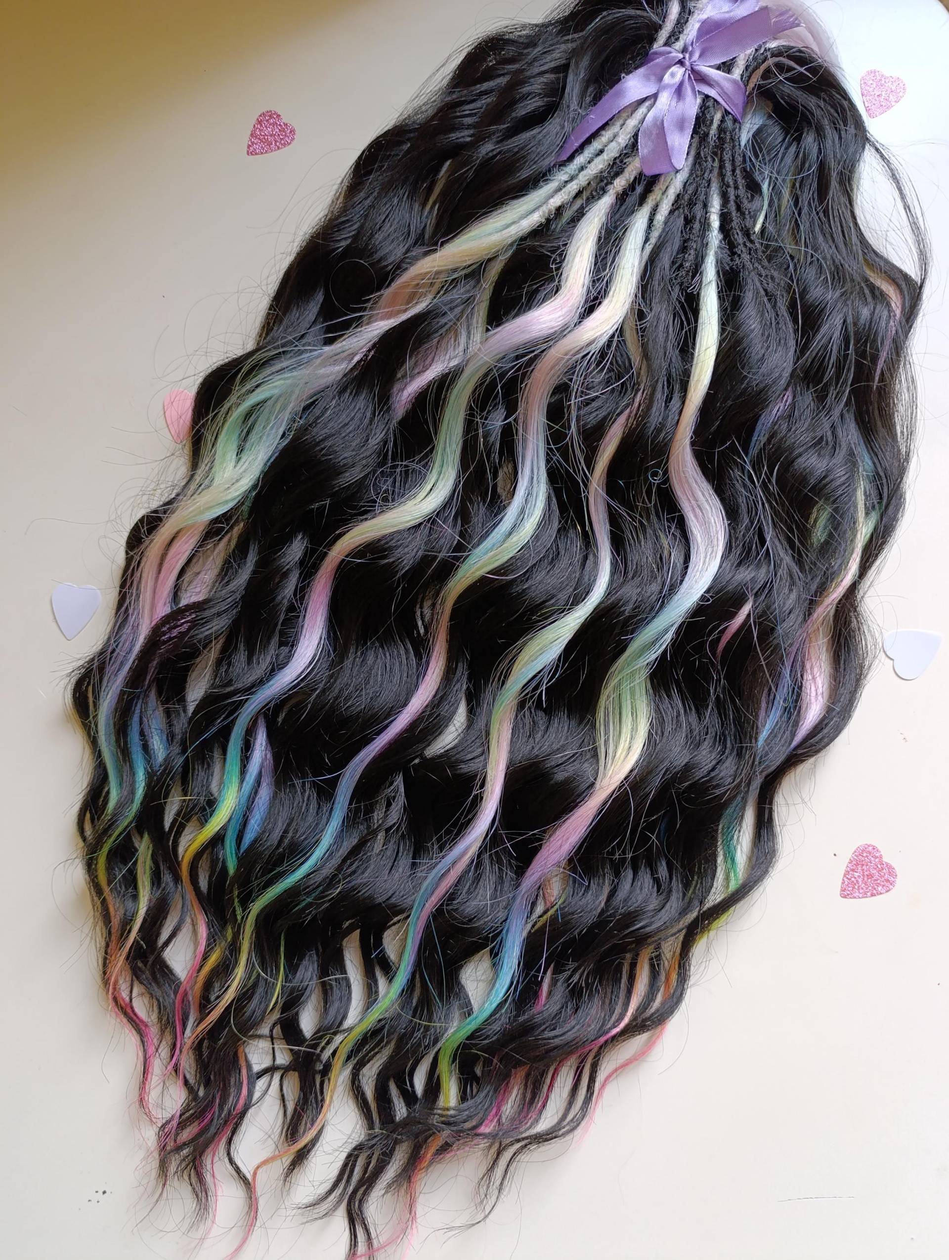 Schwarze Einfache Kamm-Wellen-Locken Mit Regenbogen Für Dreads/Handgemachte Lange Gewellte Haare Lockere Schwarze Welle Und Regenbogen-Locken Schwarze Einfache Kamm-Wellen-Locken Mit Regenbogen Für Dreads/Handgemachte Lange Gewellte Haare Lockere Schwarze Welle Und Regenbogen-Locken von Etsy - KIRINDREADS