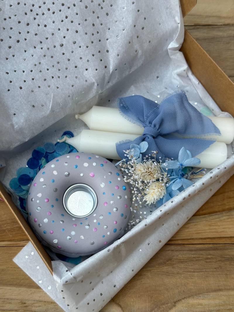 Donut - Kerzenständer Kerzenhalter Mit Kerze Geschenkset Auspacken Und Freuen Geburtstag Geburtstagsgeschenk von Etsy - KathisPapierkunst