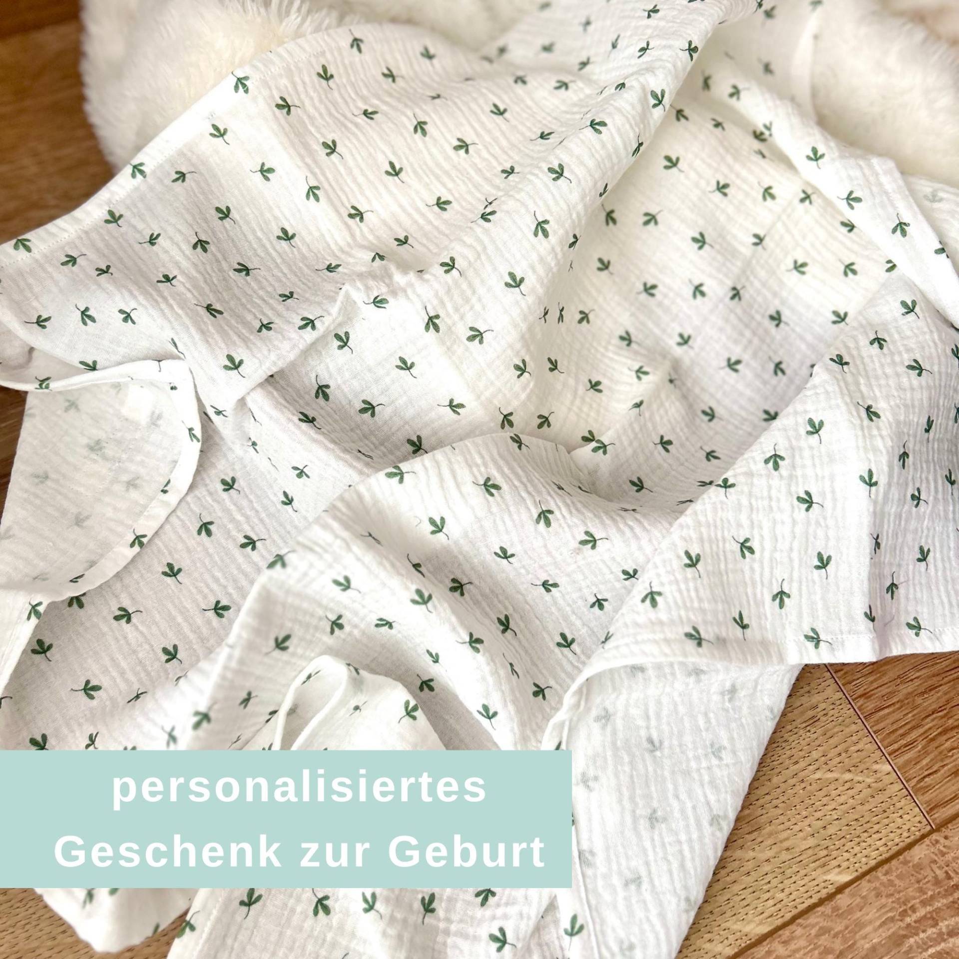 Musselintuch Baby - Geschenk Zur Geburt Spucktuch Personalisiert Mulltuch Blätter Kleeblatt Grün von Etsy - Kejki