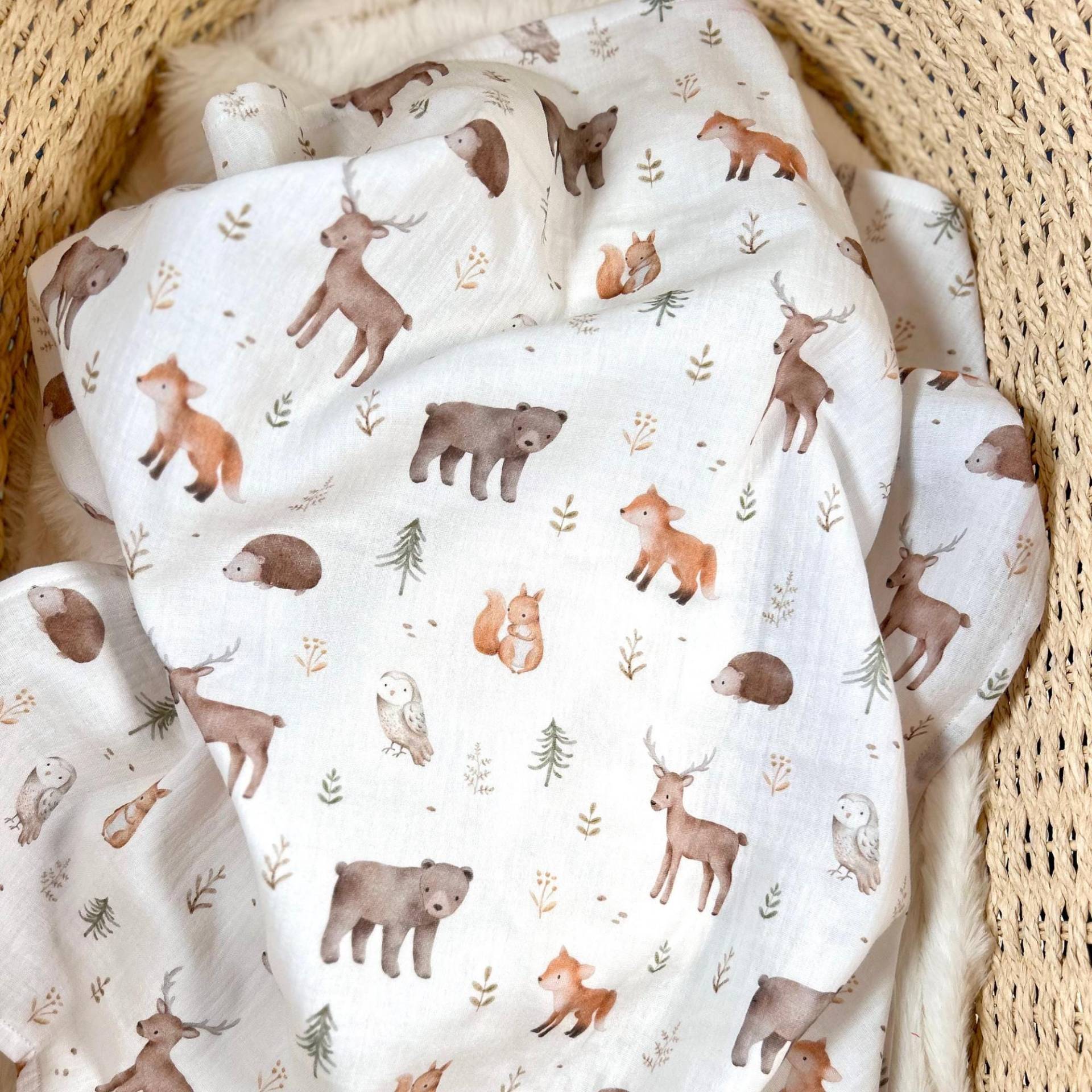 Musselintuch Baby Personalisiert Mit Waldtier-Motiv - Spucktuch, Mulltuch, Stilltuch, Sommerdecke Geschenk Zur Geburt & Taufe Musselintuch Baby Personalisiert Mit Waldtier-Motiv - Spucktuch, Mulltuch, Stilltuch, Sommerdecke Geschenk Zur Geburt & Taufe von Etsy - Kejki