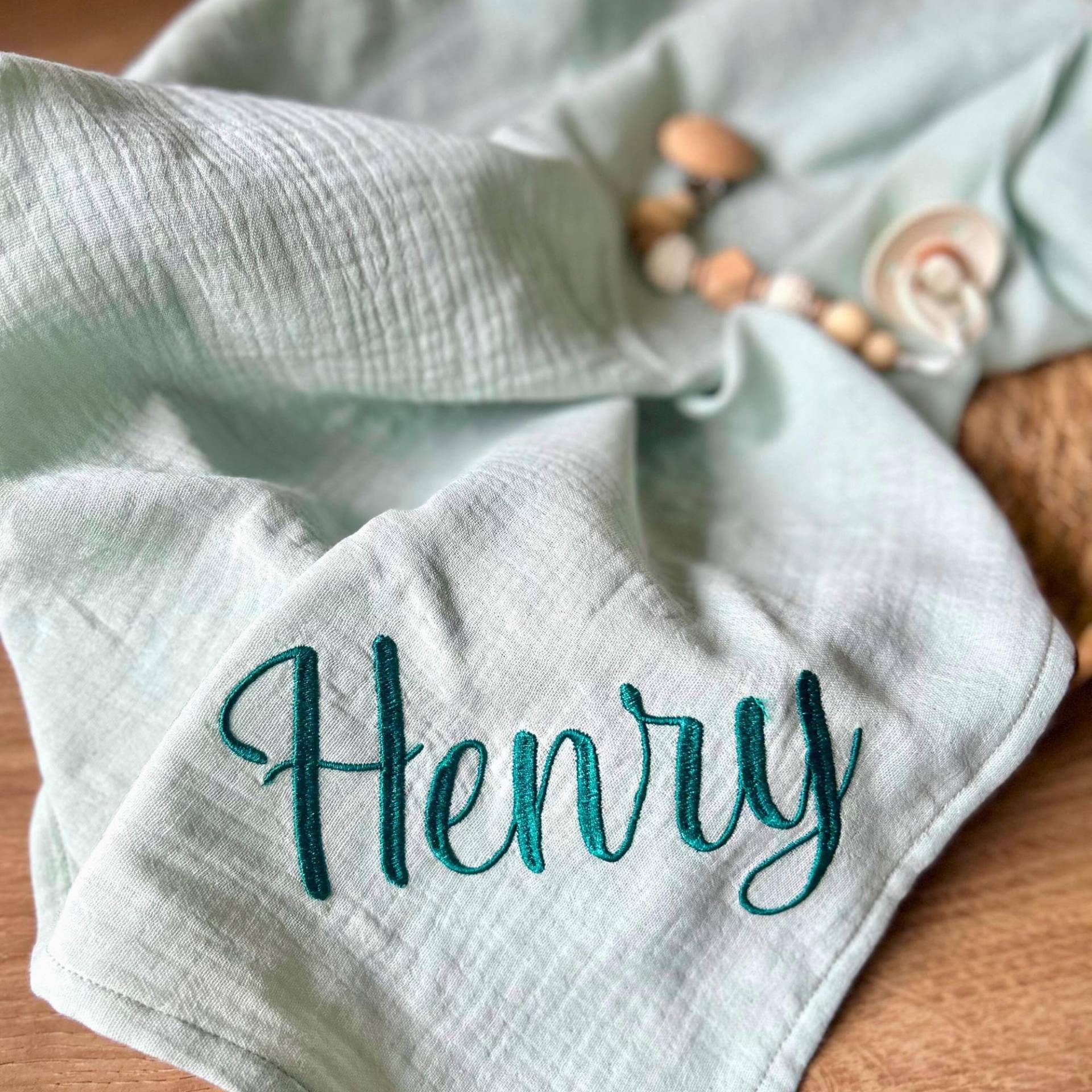 Personalisierbares Musselintuch Baby Unifarben | Spucktuch, Mullwindel Geschenk Zur Geburt Bestickt Mit Namen Personalisierbares Musselintuch Baby Unifarben | Spucktuch, Mullwindel Geschenk Zur Geburt Bestickt Mit Namen von Etsy - Kejki