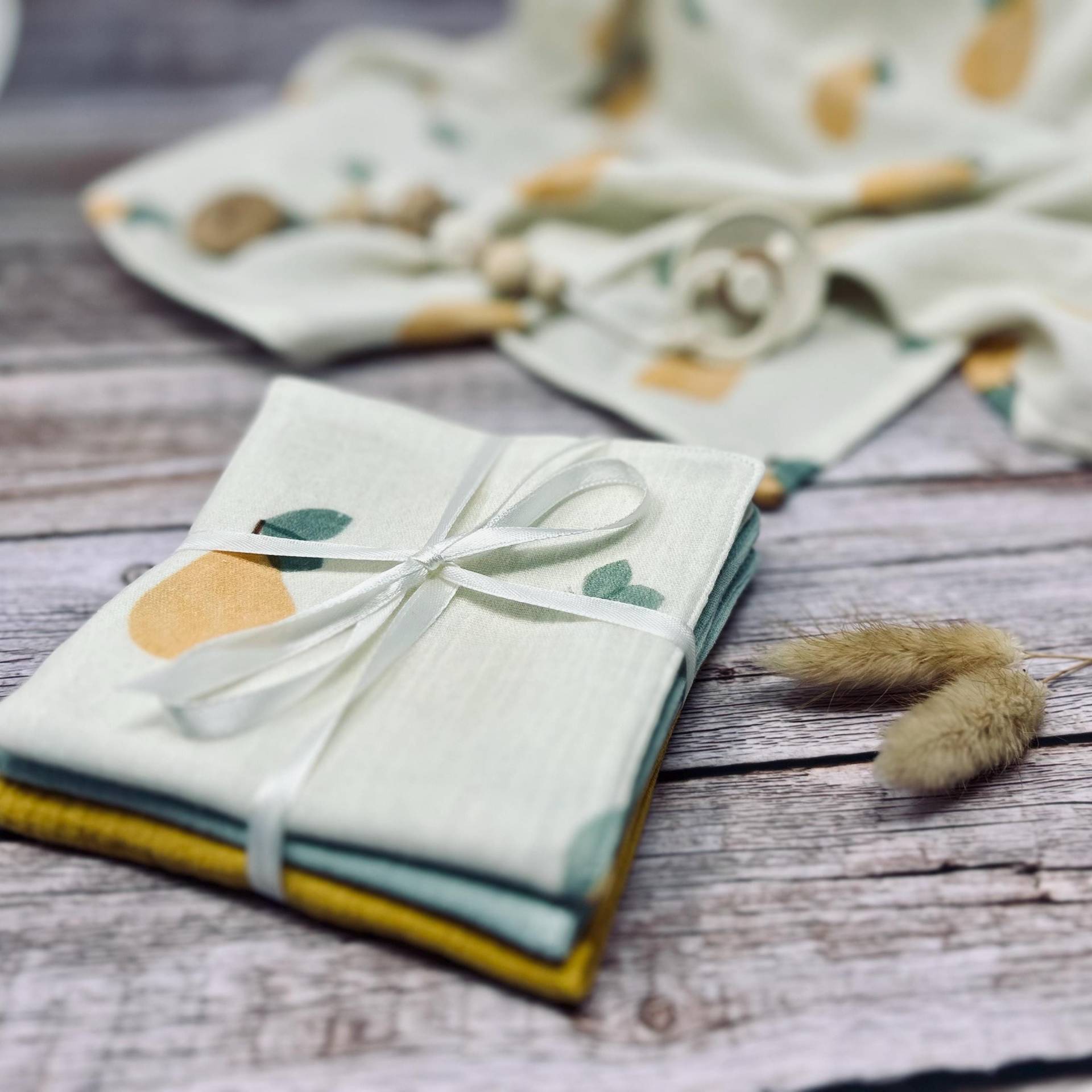 Waschlappen Musselintuch Baby - Geschenk Zur Geburt Lätzchen Musselin- Mulltuch Birne Früchte Waschlappen Musselintuch Baby - Geschenk Zur Geburt Lätzchen Musselin- Mulltuch Birne Früchte von Etsy - Kejki