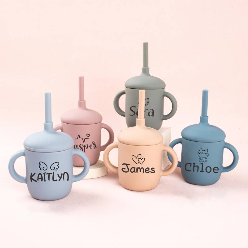 Custom Name Silicone Straw Sippy Cup For Baby, Engraved Non-Spill Toddler Training 150Ml, Toddler Tumbler With Straw, 1St Birthday Gift von Etsy - KeychainGeschenke