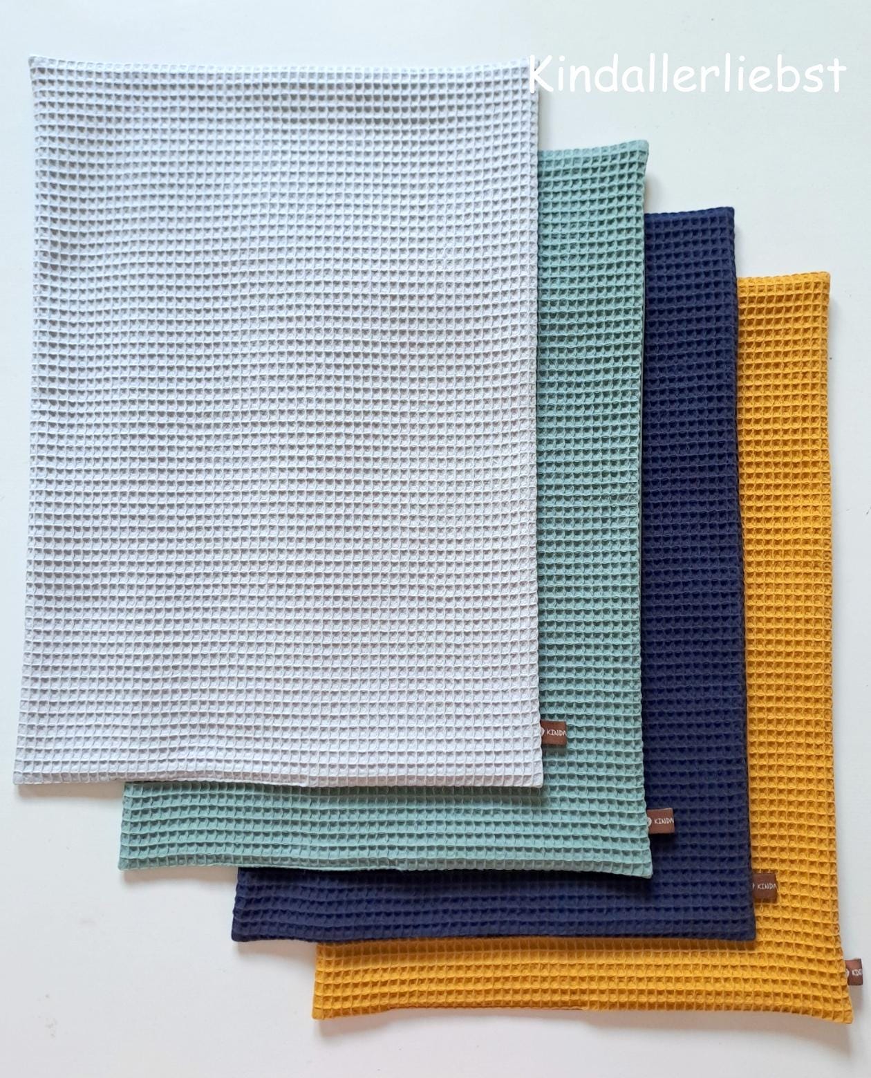 Wickelunterlage Abwischbar, Wasserundurchlässig, Waffelpique, Div. Farben Wickelunterlage Abwischbar, Wasserundurchlässig, Waffelpique, Div. Farben von Etsy - Kindallerliebst