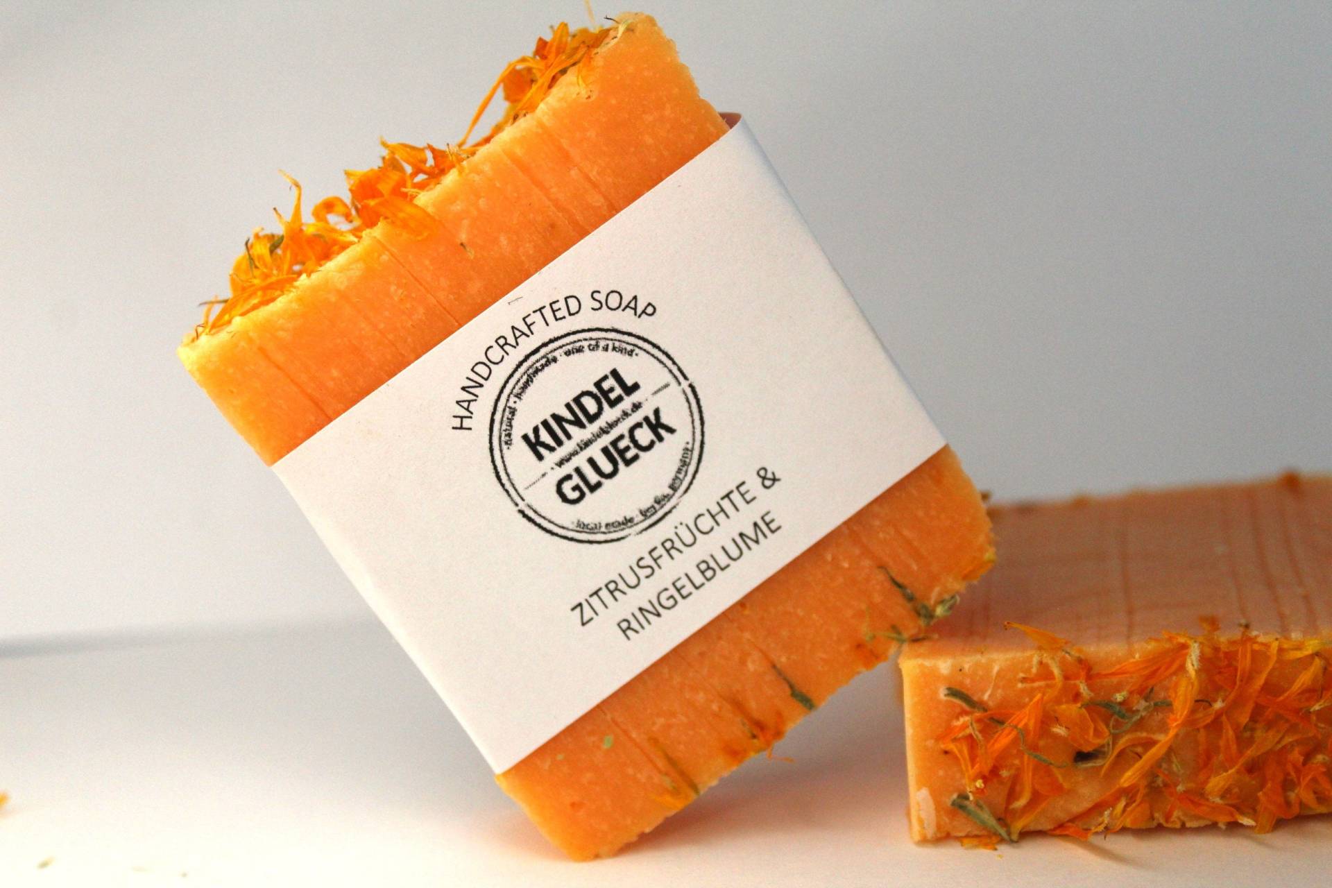 Seife Zitrusfrüchte Mit Ringelblumen Seife Zitrusfrüchte Mit Ringelblumen von Etsy - Kindelglueck