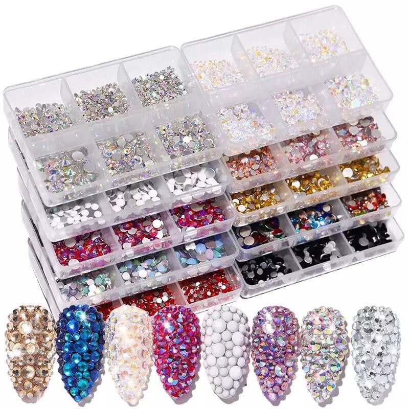 1 Box Nail Art Strasssteine Flat Back von Etsy - KitschyNails