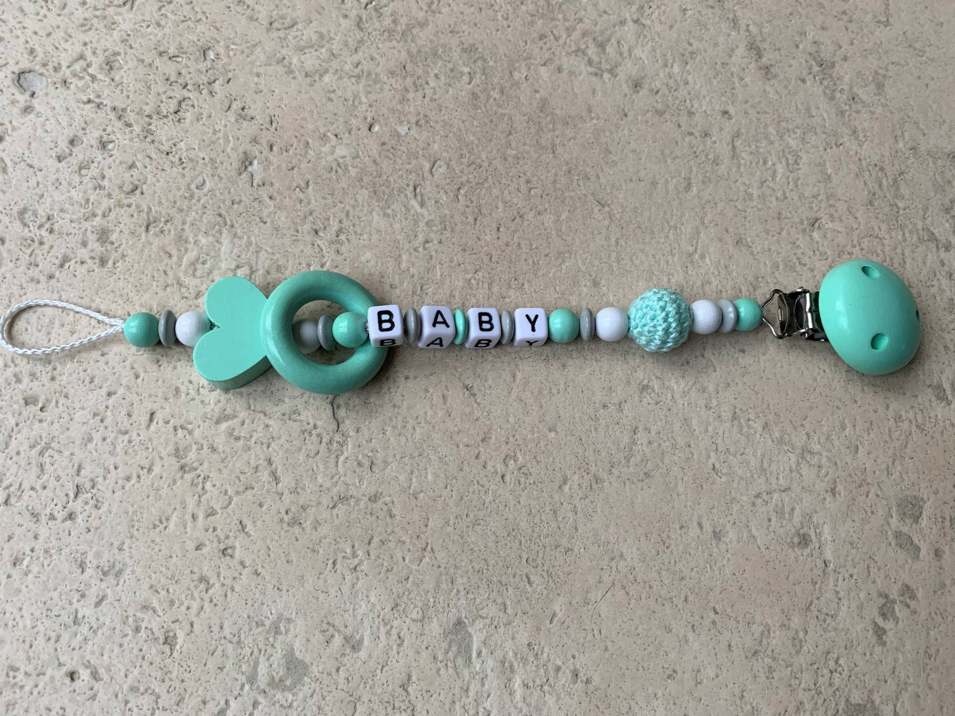 Schnullerkette -Baby - Mit Häkelperle Und Mini Greifring in Mint von Etsy - KleinUndHandgemacht