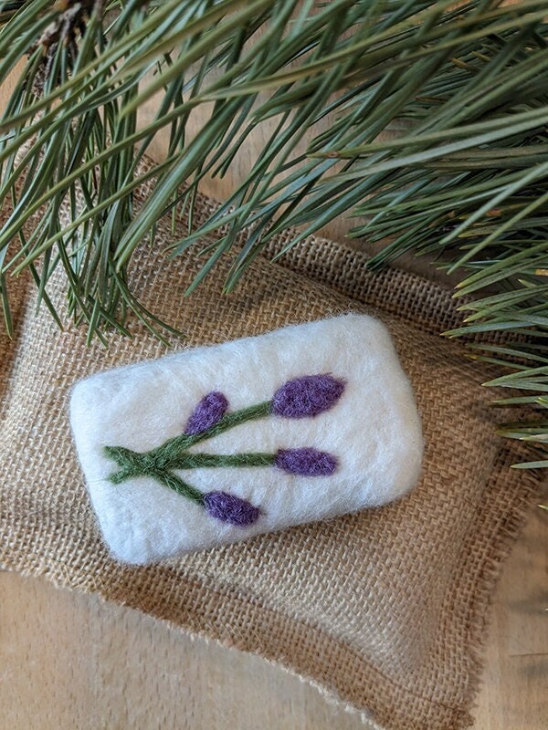 Umfilzte Seife Eingefilzte Filzseife Lavendelseife Mit Lavendel Lavendelblüten Pflanzenölseife Lavendelduft Geschenkidee von Etsy - KleinstigkeitenDE