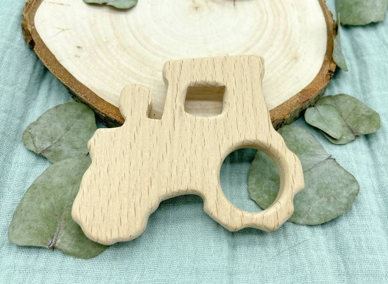 Beißring Natur Holz Traktor von Etsy - Klitzebunt