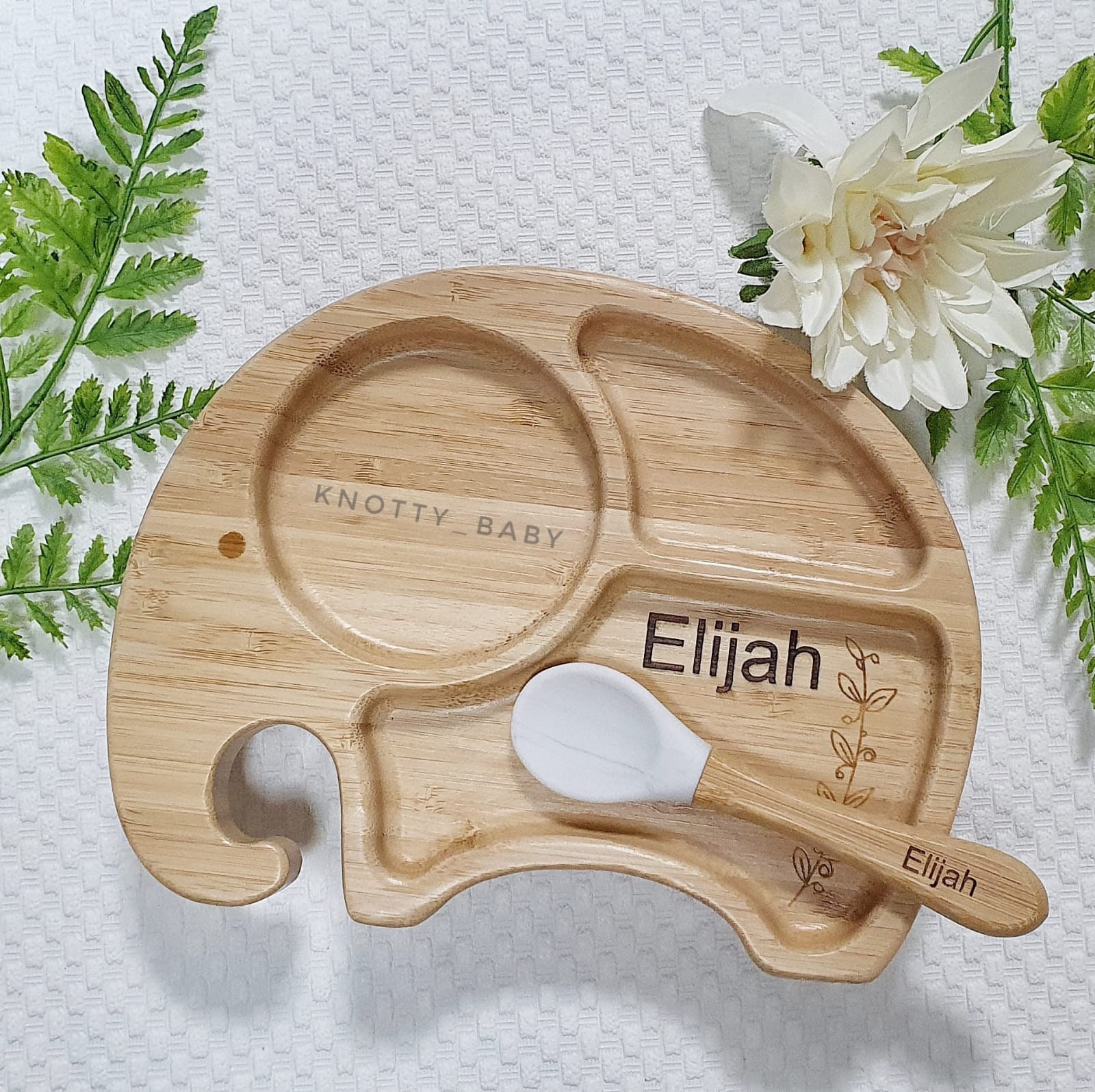 Marmor Weiß Personalisierte Laser Gravierte Bambus Elefant Baby Futterplatte Set Mit Silikon Saug, Löffel, Geschenk, Ostergeschenk von Etsy - KnottybabyCrafts