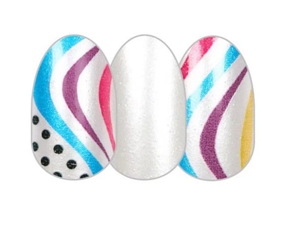 Cool Beans- Farbe Straßen Nagel Streifen - Ruhestand von Etsy - KolorfulNailsShoppe