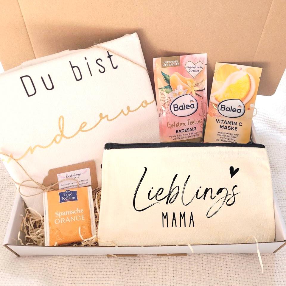 Muttertags-Geschenkset Lieblingsmama | Wellness-Geschenkbox Mit Kosmetiktäschchen & Kissenbezug Spruch 50x50 Geschenkkorb Für Mama von Etsy - KreativloungeMelodie