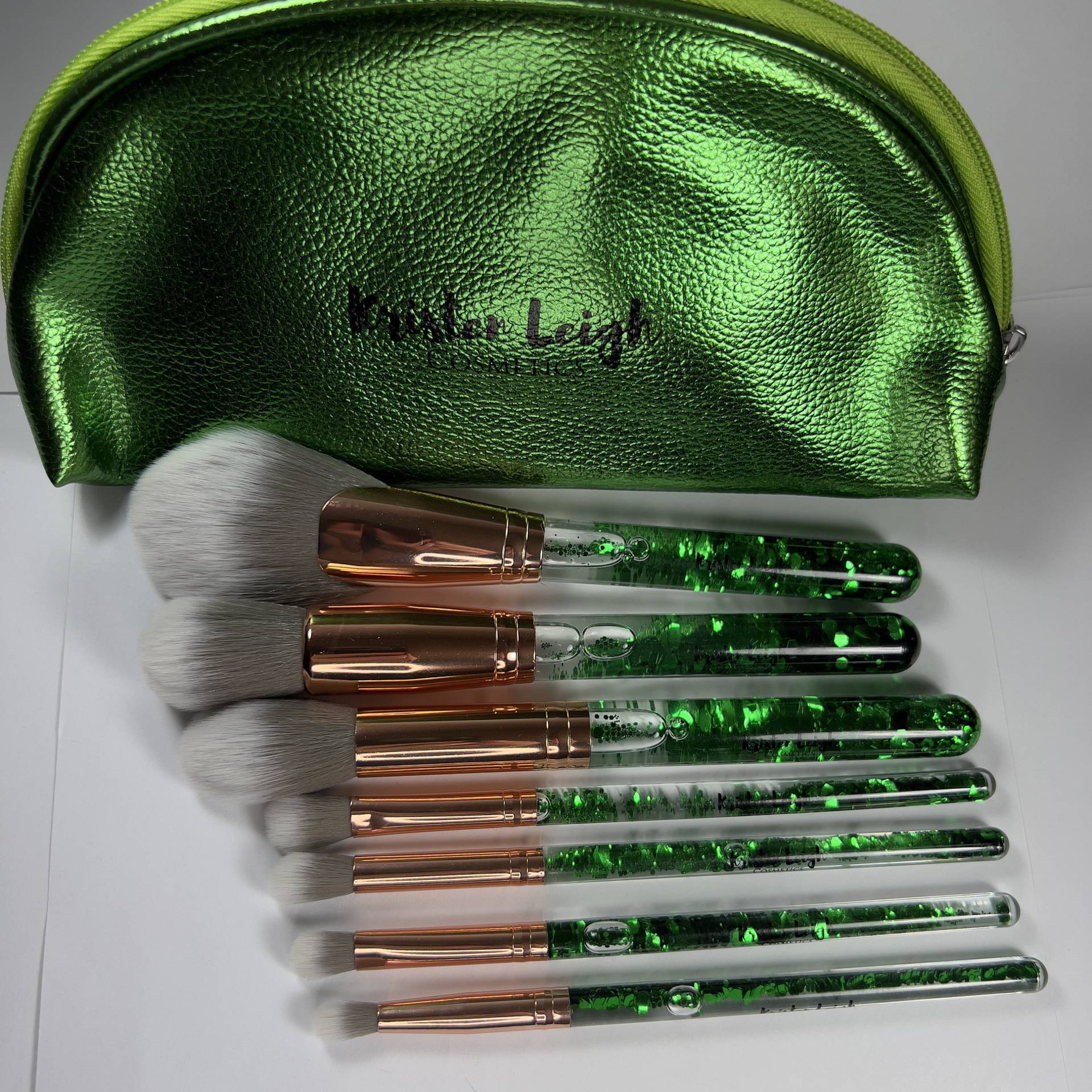 Kristen Leigh Kosmetik - Floating Green Glitter Handle Makeup Pinsel Mit Grüner Glänzender Tasche von Etsy - KristenLCosmetics