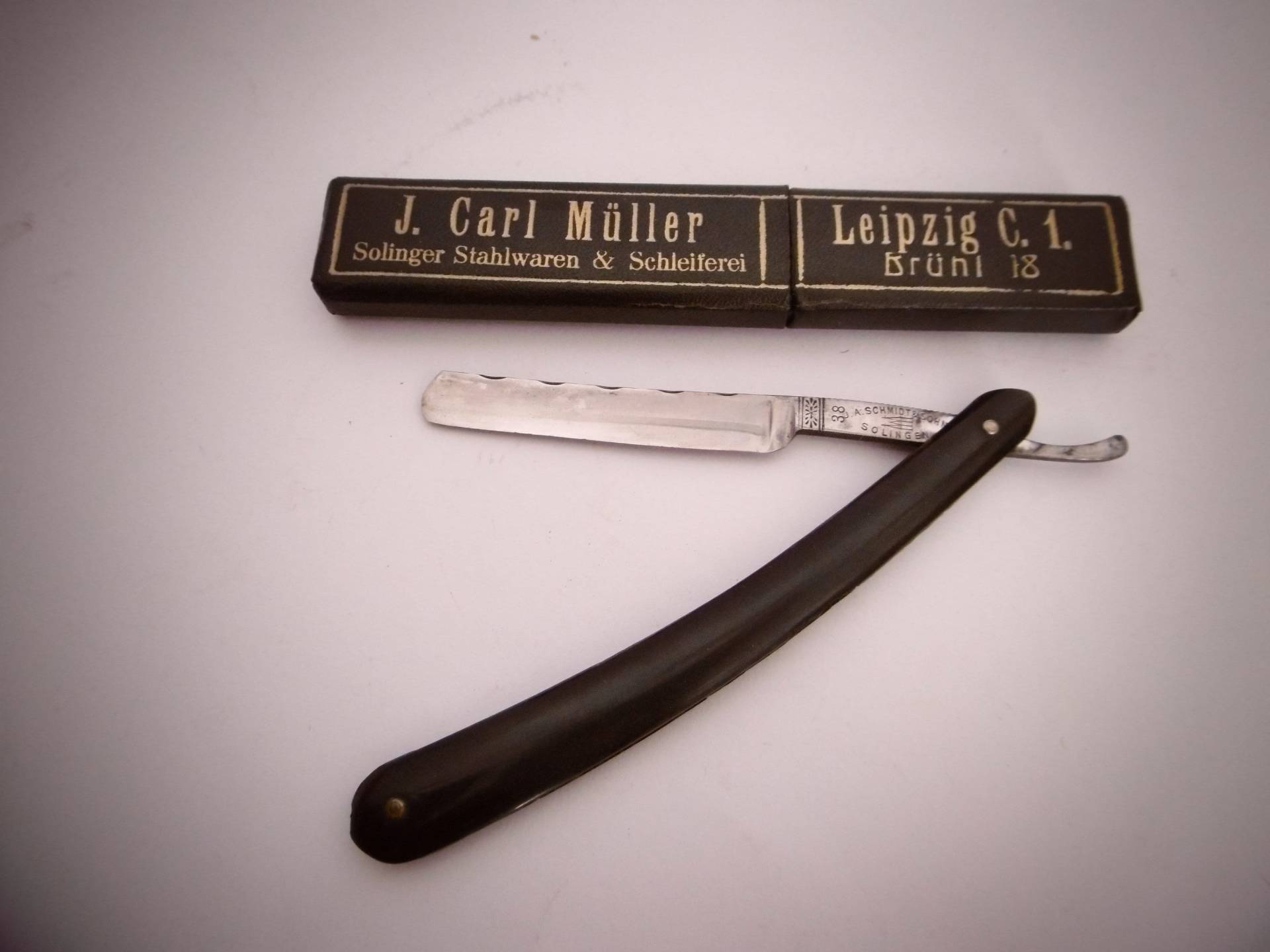 Altes Rasiermesser in Original Schachtel "Carl Müller", Leipzig von Etsy - KunstundSchund