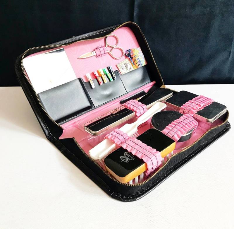 Vintage Reise Pflege Set Für Damen/Etui Bürste Kamm Dosen Näh von Etsy - LASTWALLFLOWER