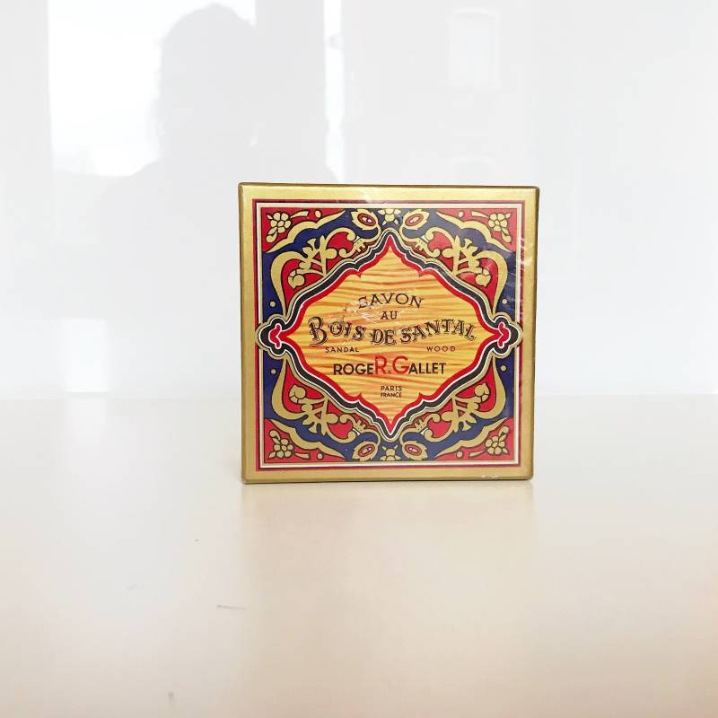 Vintage Roger & Gallet Seife/"Bois De Santal" Paris, France Bath-Soap von Etsy - LASTWALLFLOWER