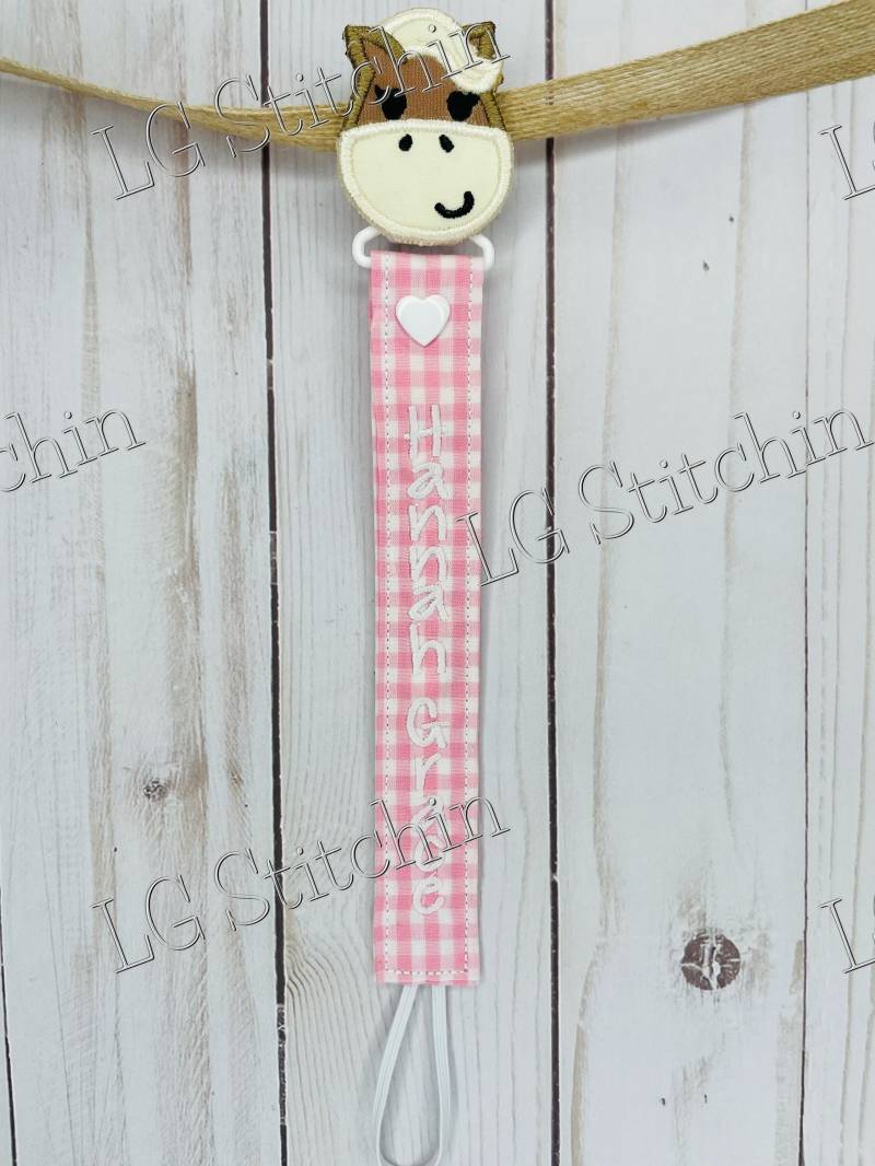 Pferd Schnullerclip Benutzerdefinierte Bestickt Niedlich Schnullerhalter Bobo Dodie von Etsy - LGStitchin